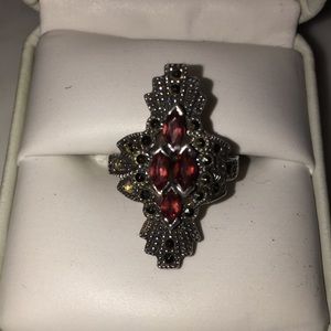 Vintage 925 Silver ring, with  Ruby and marcasites